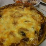 きのこたっぷり焼きハンバーグシチュー・れんコンビーフサラダ