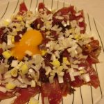 かつおの味噌漬けユッケ風・せりとこごみのゴマヨぽん白和え