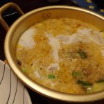 ヒガシマルで庄内あさつきとお餅のたぬき卵・じゃがいものシャキもちカレーおやき