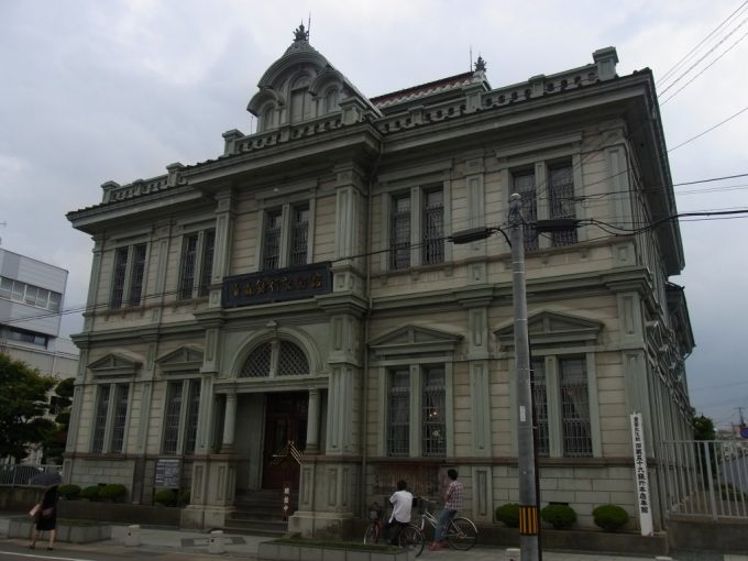 弘前青森銀行記念館