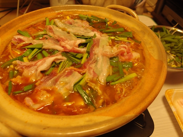 サッポロ一番みそキムチ鍋