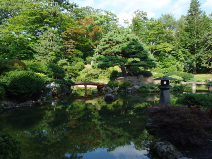 津軽尾上盛美園美しい日本庭園
