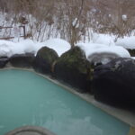 2月中旬冬の中ノ沢温泉磐梯西村屋冬の雪見露天風呂
