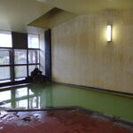 10月上旬初秋の松之山温泉凌雲閣日本三大薬湯にも数えられる松之山温泉の大浴場