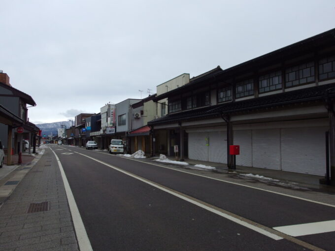 2月上旬糸魚川雁木の連なる旧国道8号線北陸街道