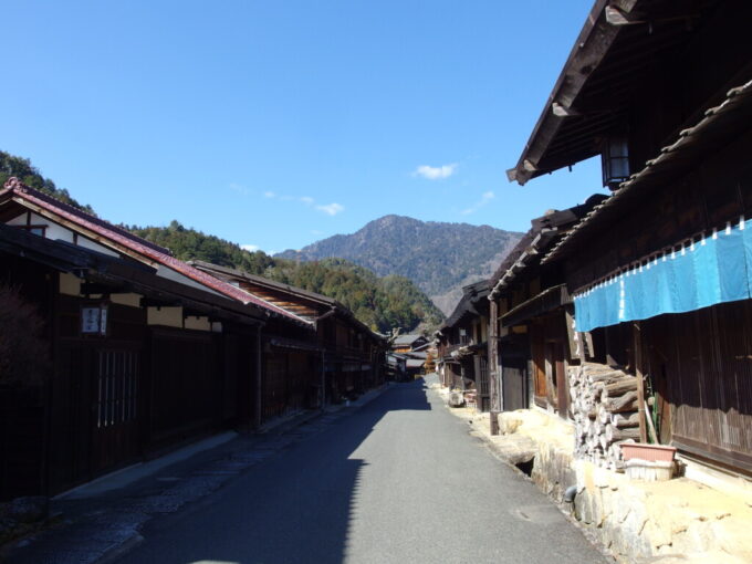 3月上旬春晴の妻籠宿江戸時代の建物が建ち並ぶ寺下地区