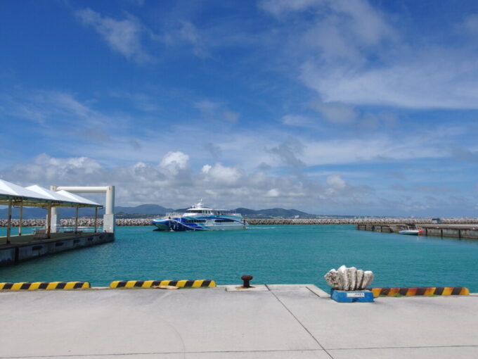 6月下旬梅雨明け直後の竹富島4年ぶりの本当の夏を満喫し高速船で石垣島へと帰る