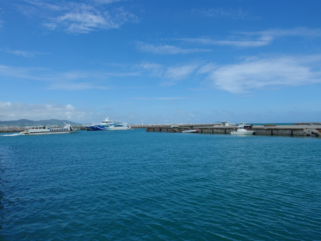 6月下旬梅雨明け直後の竹富島最後の島での時間を愉しみ高速船で石垣島へと帰る