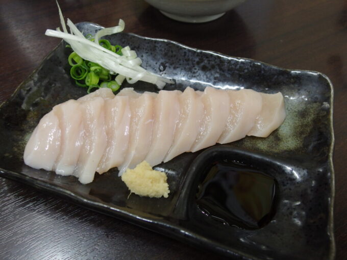 2月中旬冬の松阪あみ焼き、鶏料理のぼやん手羽刺