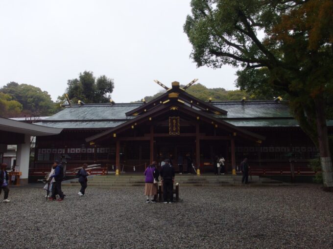 2月中旬冬の伊勢神宮内宮の近くにある猿田彦神社にお参りを