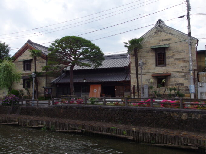 5月下旬蔵の街小江戸栃木重厚な石蔵が印象的な横山郷土館