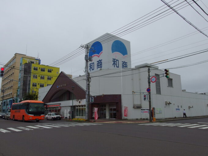 8月下旬初めての釧路朝ごはんを食べに和商市場へ