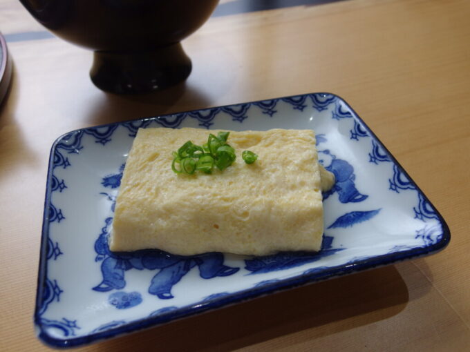 10月上旬木曽三岳の一軒宿釜沼温泉大喜泉1泊目朝食温泉水で作っただし巻き玉子