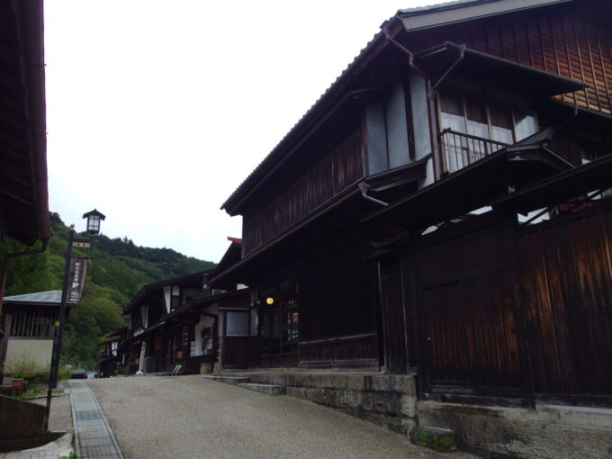 10月上旬旧中山道福島宿江戸時代の風情を今に伝える上ノ段の古い町並み