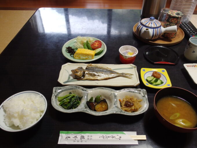 10月下旬下部温泉元湯橋本屋2泊目朝食