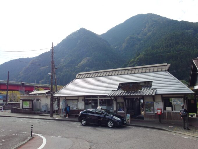 11月上旬初めての徳島土讃線大歩危駅