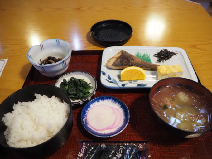 2月上旬厳冬期の花巻南温泉峡大沢温泉湯治屋1泊目朝食