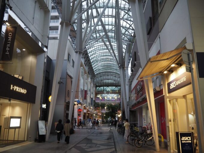 5月中旬の高松8つの商店街で構成される日本一のアーケード街高松中央商店街のひとつである高松丸亀町商店街