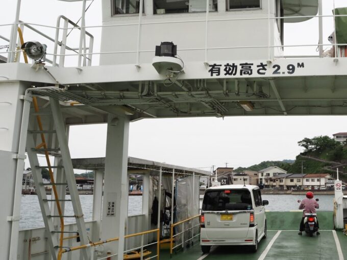 5月中旬の瀬戸内17年ぶりの尾道土堂渡し場から尾道渡船に乗船し向島へ