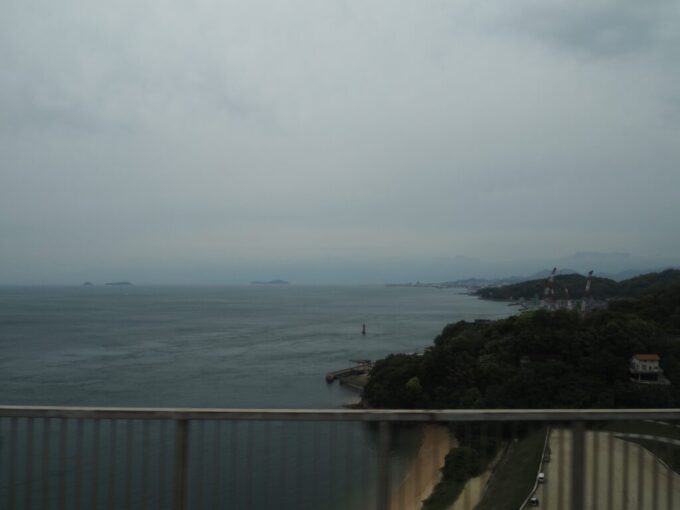 5月中旬の瀬戸内17年ぶりのしまなみ海道高速バスしまなみライナーで辿ったしまなみ海道も終わりを告げ四国本島上陸