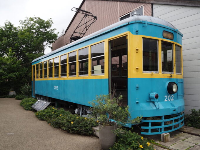 5月末曇天の小田原国道1号線東海道故郷へと里帰りした箱根登山鉄道小田原市内線モハ202号保存車両