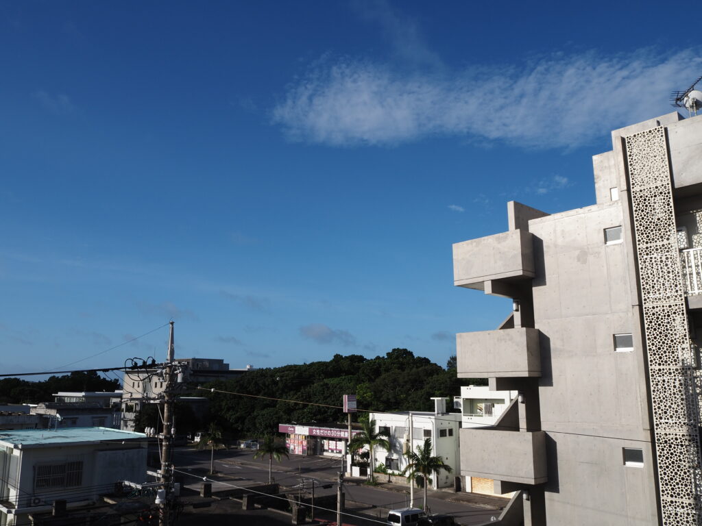6月中旬梅雨明け後の八重山石垣島The BREAKFAST HOTEL PORTO石垣島で迎える鮮烈な朝