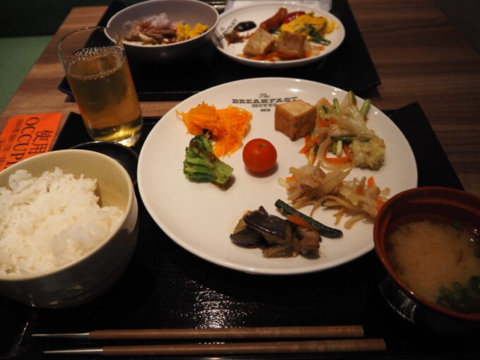 6月中旬梅雨明け後の八重山石垣島The BREAKFAST HOTEL PORTO石垣島6泊目朝食