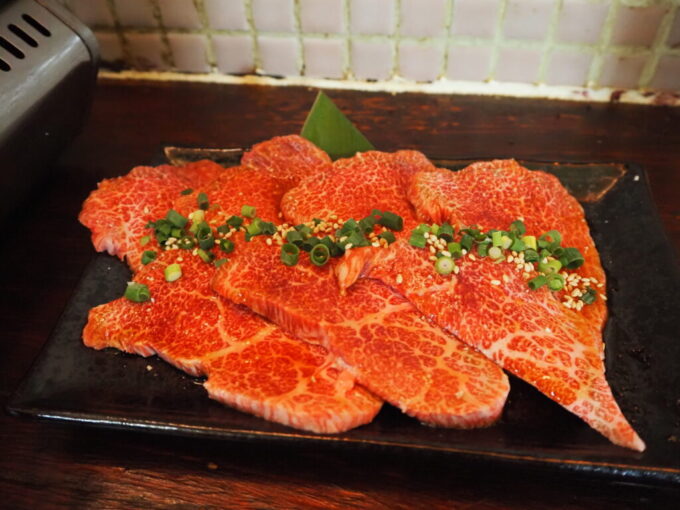 6月中旬梅雨明け後の八重山石垣島焼肉オリオン石垣牛トウガラシ