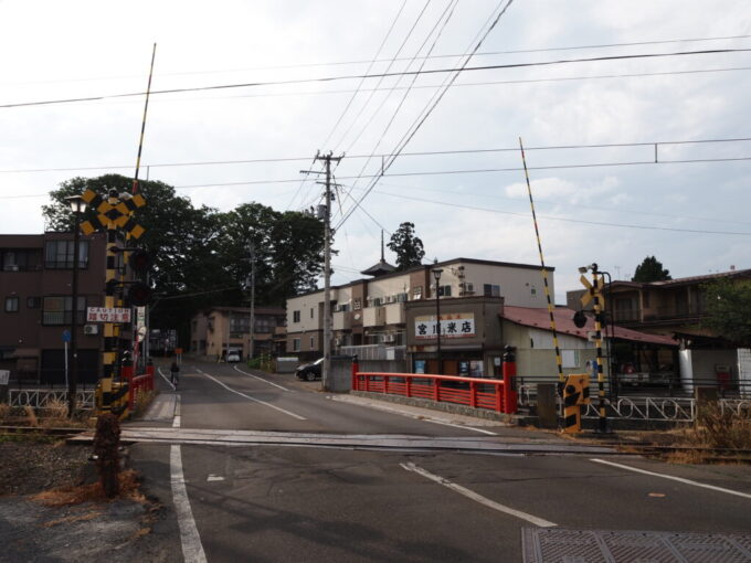 8月上旬夏の弘前富田のしつこから清水橋を渡り八坂神社へ