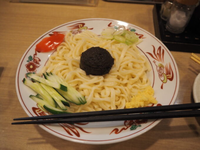 8月上旬夏の北東北盛岡ももどり駅前食堂〆のじゃじゃ麺