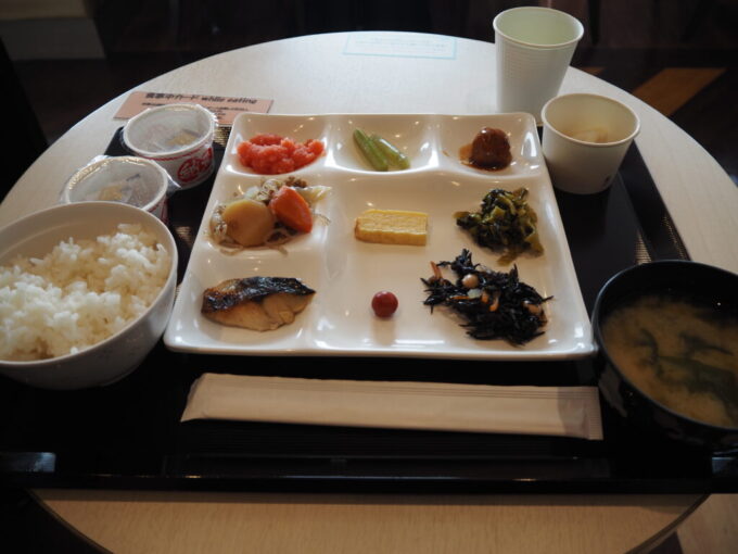8月下旬商船三井さんふらわあ夕方便さんふらわあふらのレストラン朝食バイキング