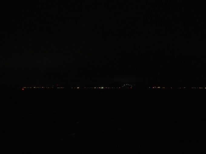 10月下旬初めての東京九州フェリーそれいゆデッキから眺める房総の灯り