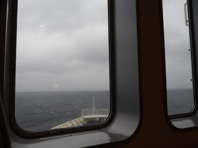 10月下旬初めての東京九州フェリーそれいゆ荒れていた海も波が収まり静けさを取り戻す