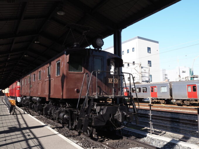 10月下旬初めての北九州門司港レトロ九州鉄道記念館EF1035号機