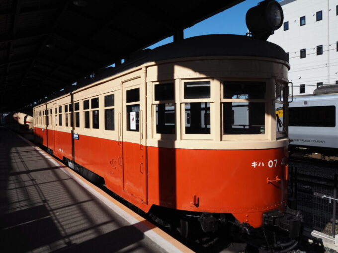 10月下旬初めての北九州門司港レトロ九州鉄道記念館戦前生まれのキハ0741号