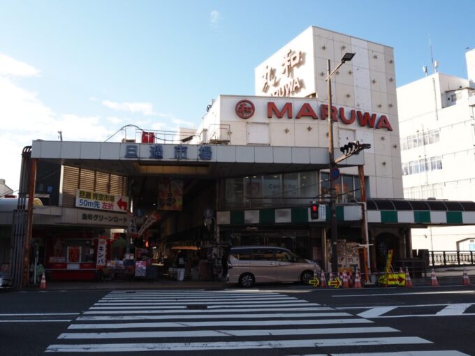10月下旬初めての小倉旦過市場入口