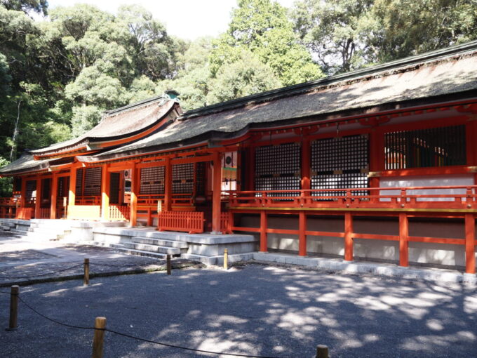 10月下旬秋晴れの宇佐神宮拝殿