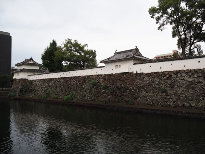 10月下旬初めての大分大分城址公園府内城跡藩政時代から残る貴重な遺構宗門櫓