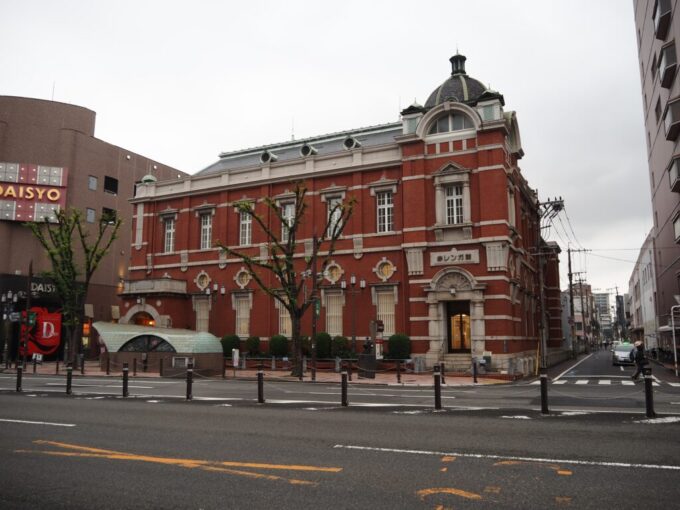 10月下旬初めての大分旧二十三銀行本店大分銀行赤レンガ館