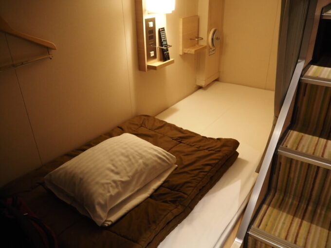 10月下旬初めての関西九州航路商船三井さんふらわあさんふらわあぱーるプライベートベッド