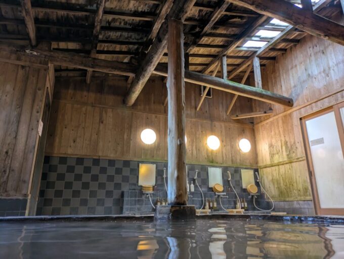 10月下旬12年ぶりの別府鉄輪温泉かんなわゆの香源泉かけ流し秘湯感ある落ち着いた湯屋で最高の湯浴みを