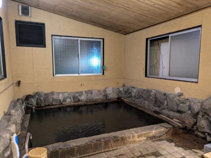 10月下旬12年ぶりの別府鉄輪温泉かんなわゆの香夜に男女が入れ替わり小さい大浴場が男湯に