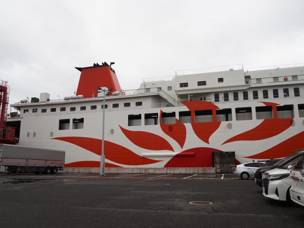 10月下旬初めての関西九州航路商船三井さんふらわあさんふらわあぱーる穏やかな瀬戸内海の航海を終え別れを告げる