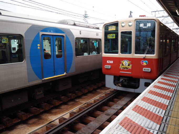 10月下旬16年ぶりの神戸生まれてはじめての阪神電車やってきたのはなんと8000系旧塗装車阪神タイガース90周年のヘッドマーク付き