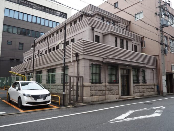 10月下旬16年ぶりの神戸KISKO神戸営業所の独特な佇まいをしたレトロな建物