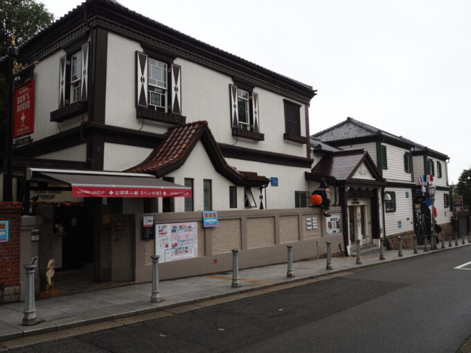 10月下旬16年ぶりの神戸シティーループ北野異人館バス停