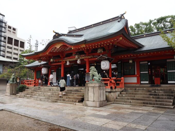 10月下旬16年ぶりの神戸生田神社16年ぶりに再訪できたことのお礼を伝える