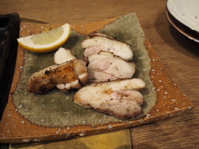 10月下旬初めての鳴門炉端居酒屋せん鱻阿波尾鶏ももの炭焼き