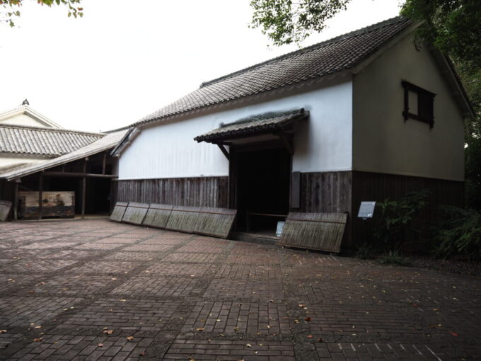 10月下旬初めての屋島四国村ミウゼアム醬油蔵