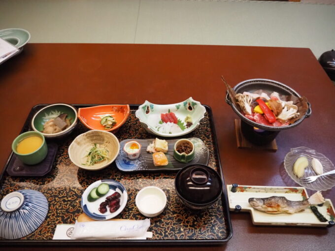 12月中旬塩原温泉郷元湯温泉秘湯の宿元泉館1泊目夕食